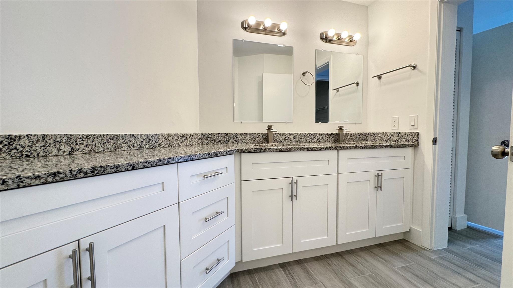 LAKEVIEW HOMES - Residential Lease