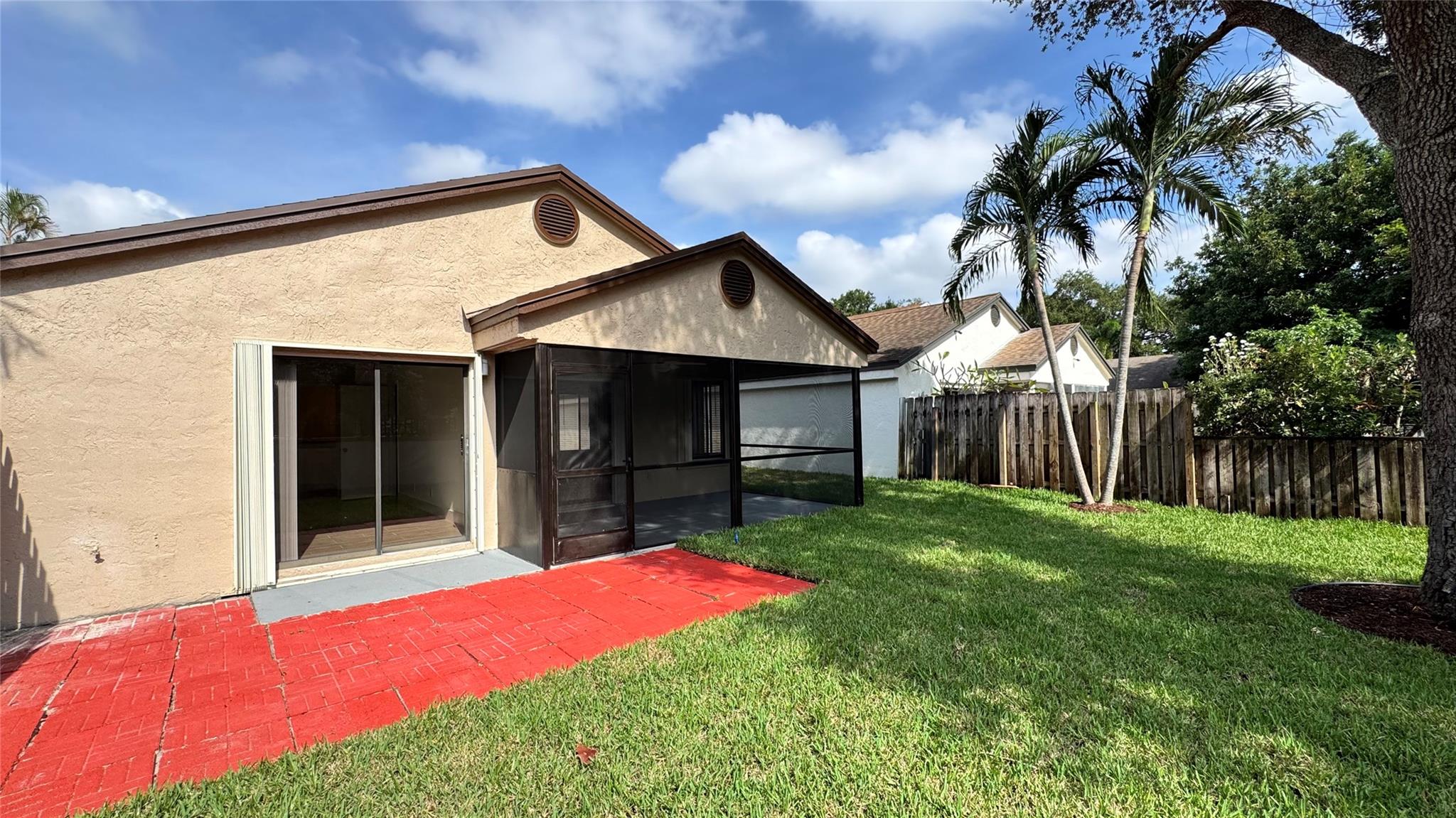 LAKEVIEW HOMES - Residential Lease