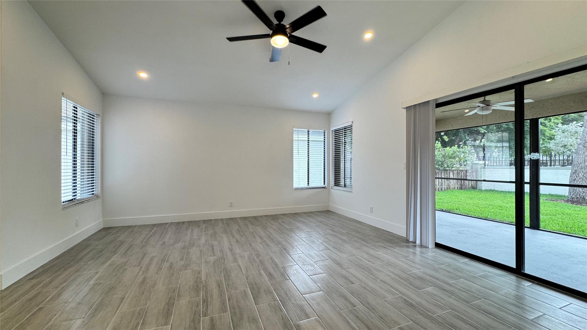 LAKEVIEW HOMES - Residential Lease