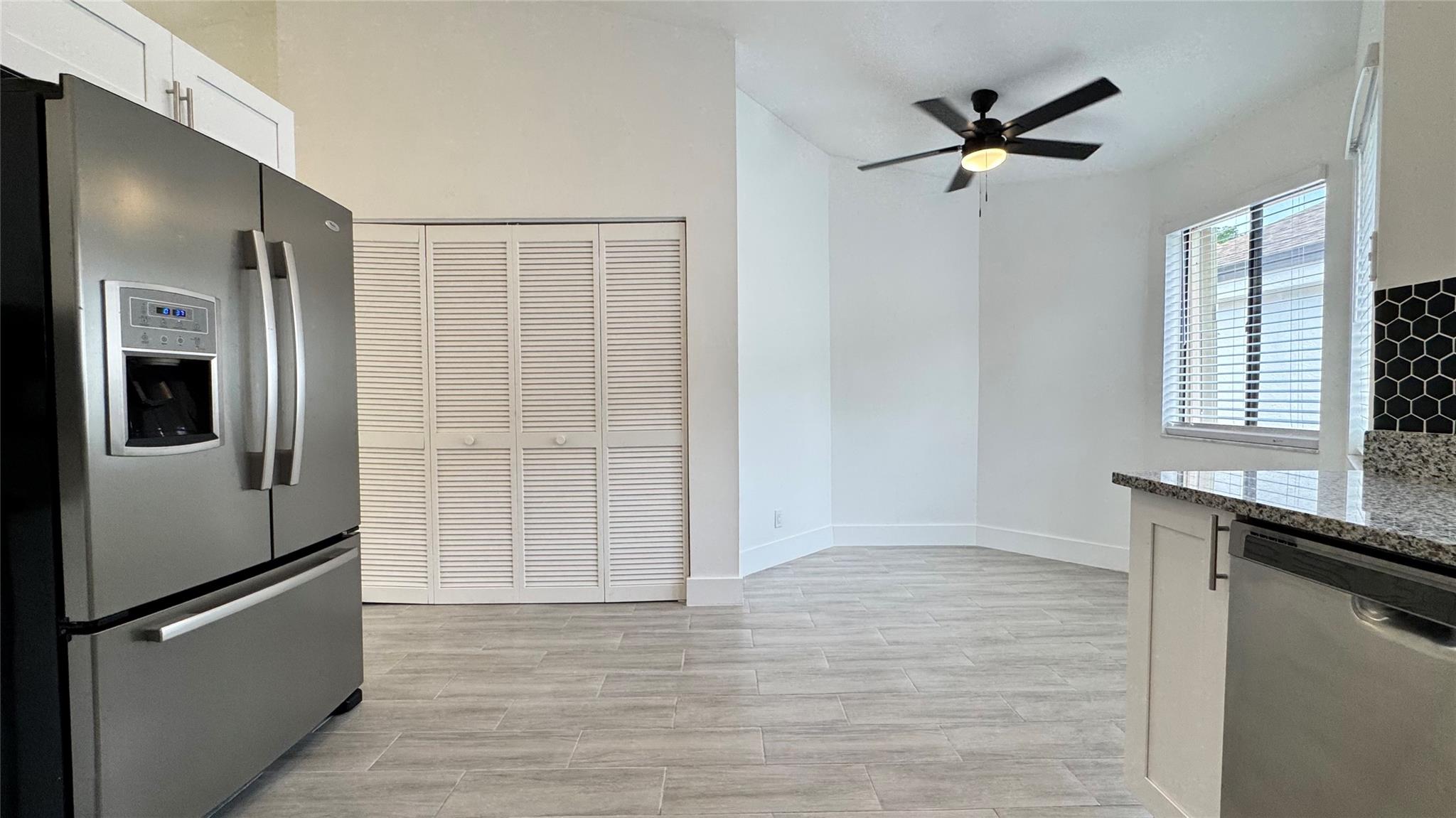 LAKEVIEW HOMES - Residential Lease