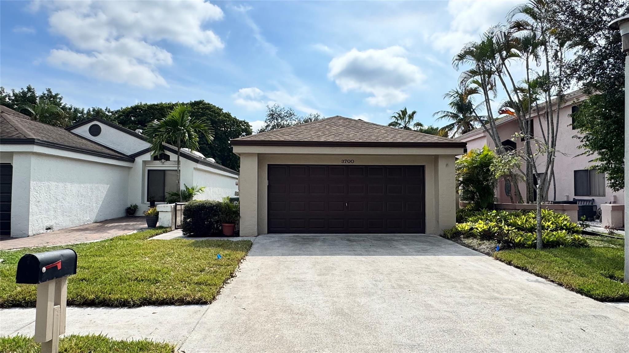 LAKEVIEW HOMES - Residential Lease