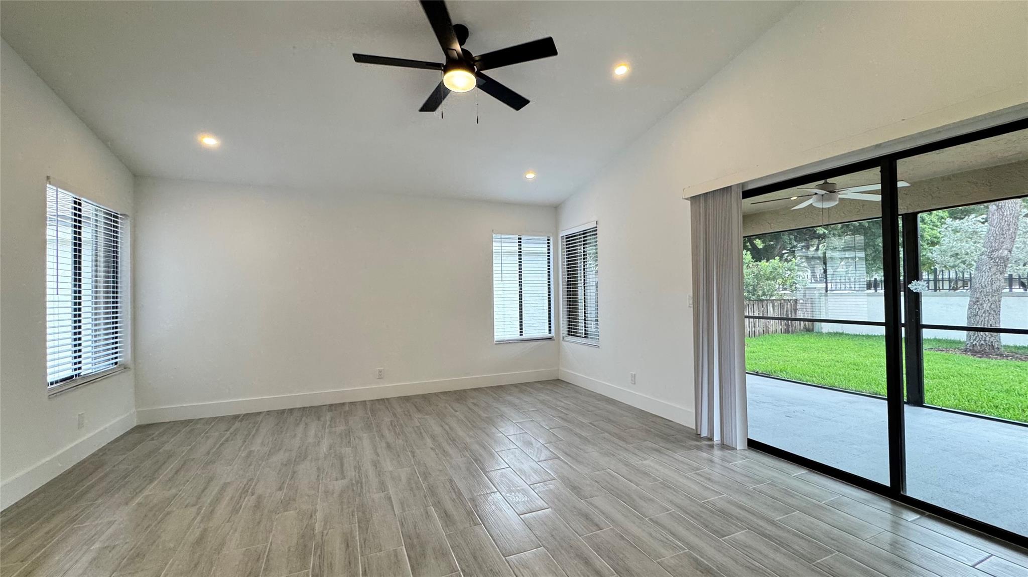 LAKEVIEW HOMES - Residential Lease