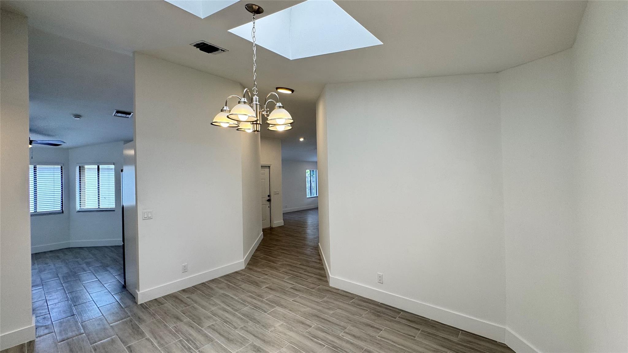 LAKEVIEW HOMES - Residential Lease