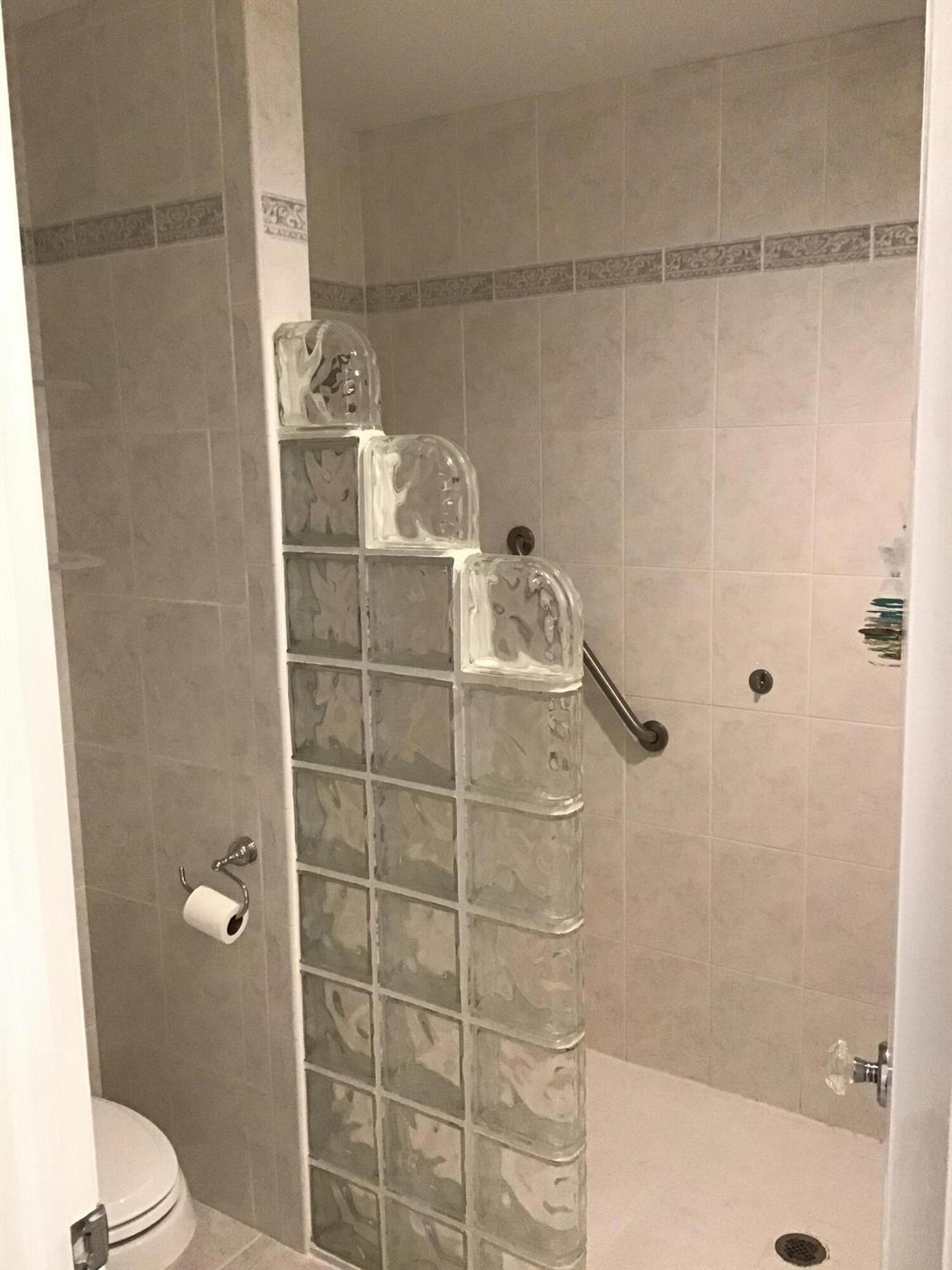 TWELVE OAKS CONDO - Residential