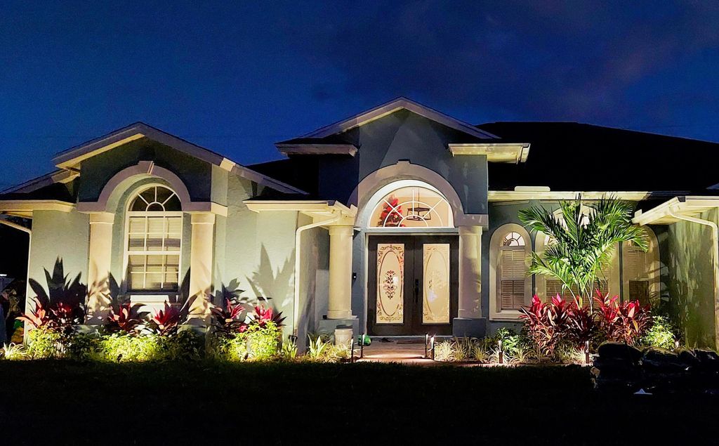 Photo of 1887 SW Hilola Lane, Port Saint Lucie, FL 34953 (MLS # B26004201)