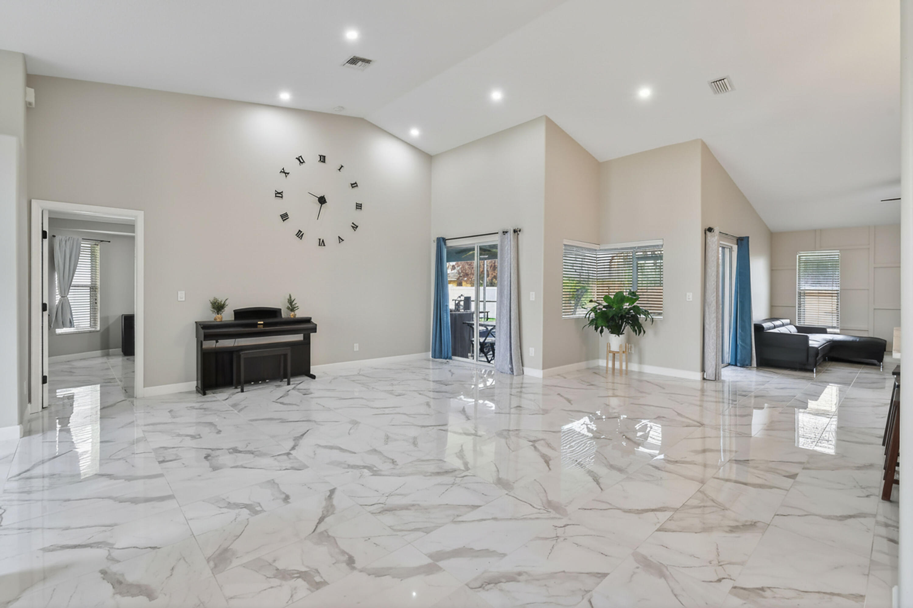 PORT ST LUCIE SECTION 11 - Residential