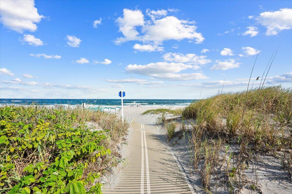 WHITEHALL CONDO - Residential