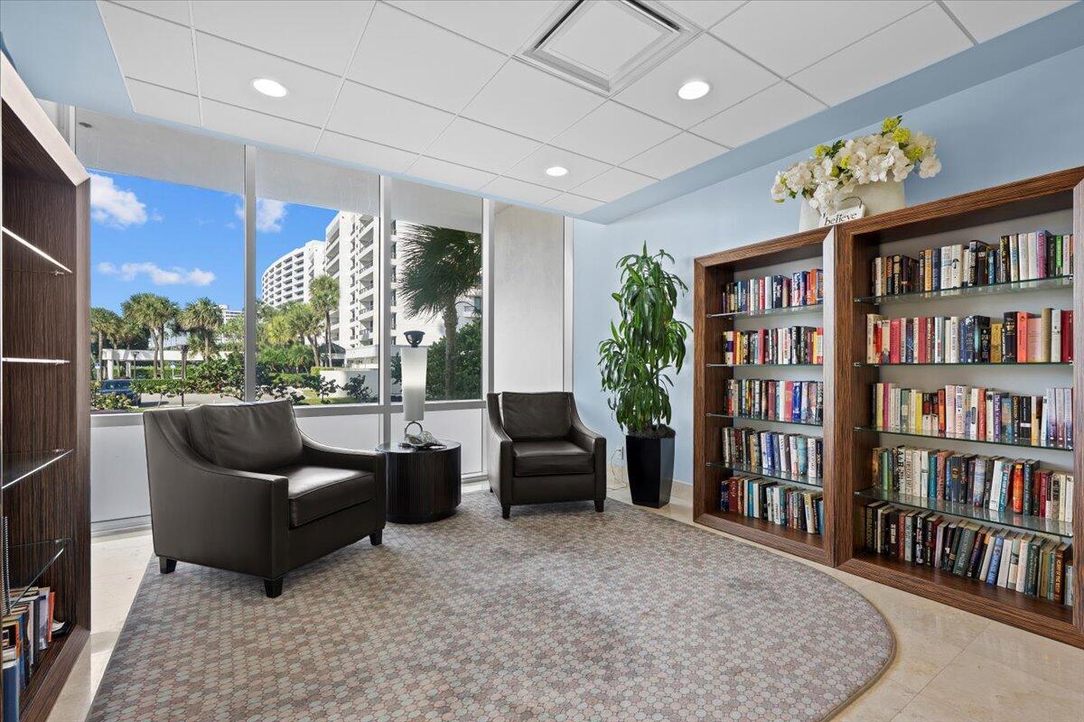 WHITEHALL CONDO - Residential