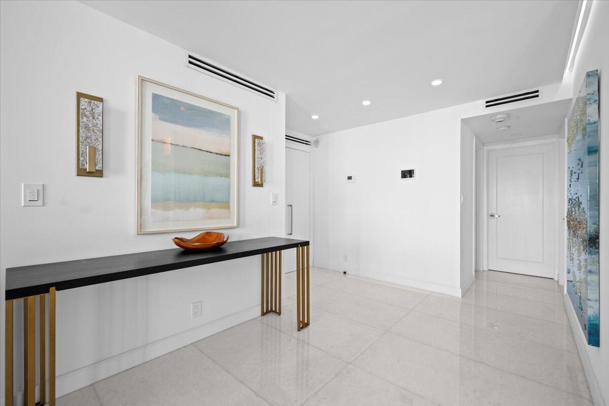 WHITEHALL CONDO - Residential