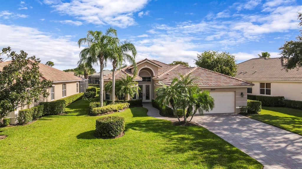 Photo of 8900 First Tee Road, Port Saint Lucie, FL 34986 (MLS # R10843674)