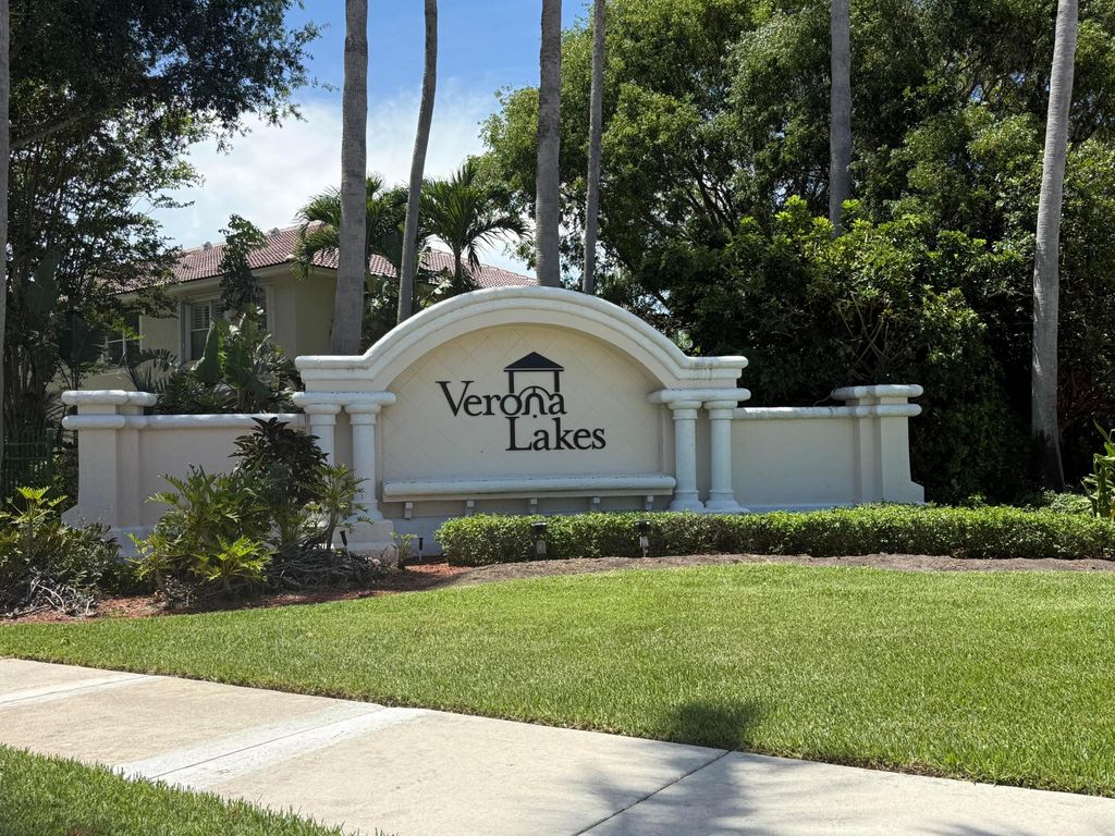 Photo of 9360 Cove Point Circle, Boynton Beach, FL 33472 (MLS # R11138168)