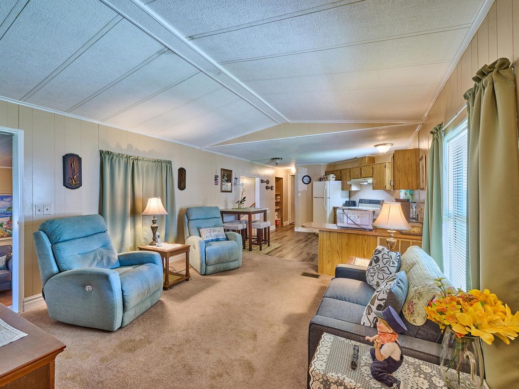 Photo of 7327 SE Swan Avenue, Hobe Sound, FL 33455 (MLS # R11074599)