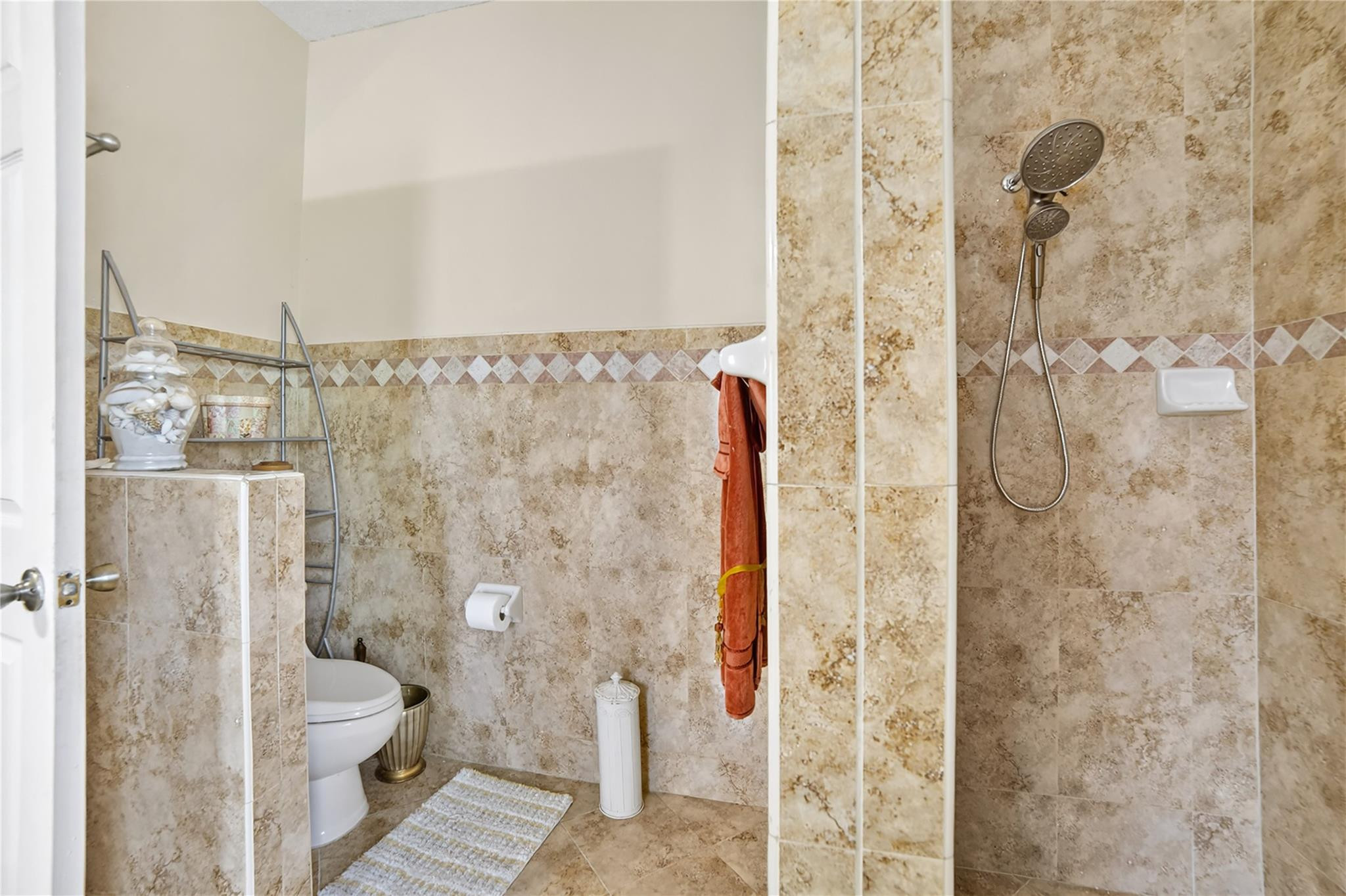 Coral Creek 146-6 B - Residential
