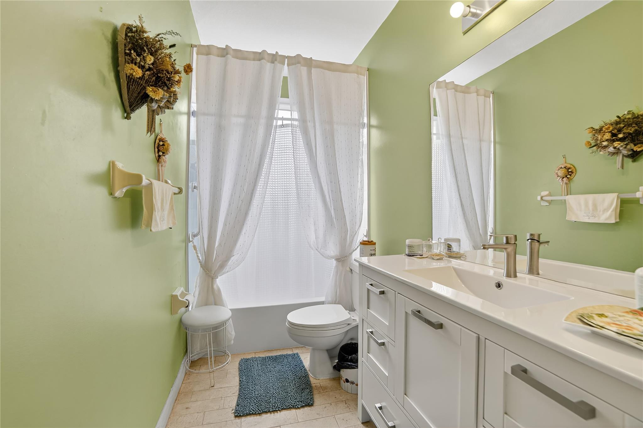 Coral Creek 146-6 B - Residential