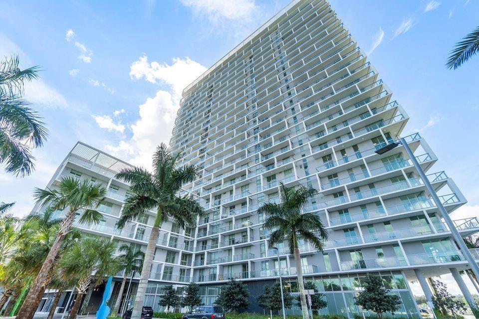 Beautiful 3be/3ba with Den in One Metropica on the 25th floor with spectacular views. Enjoy the resort style amenities and the sophisticated interiors by the world-renowned London-based YOO Design Studio. This residence boasts the modern contemporary style with Italkraft cabinetry in the kitchen and imported porcelain tile floors and plumbing fixtures by Hansgrohe, floor to ceiling impact windows and spacious walk-in closet. Set in a lush tropical setting with gorgeous views of Fort Lauderdale skyline to the East and much more. Live in a traffic congestion-free area where convenience is the ultimate luxury! Schedule your tour today! Available July 1st.