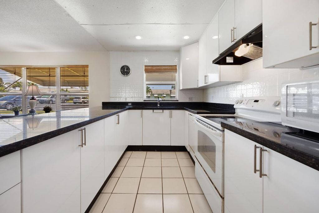 Photo of 210 South Boulevard #C, Boynton Beach, FL 33435 (MLS # R11089472)