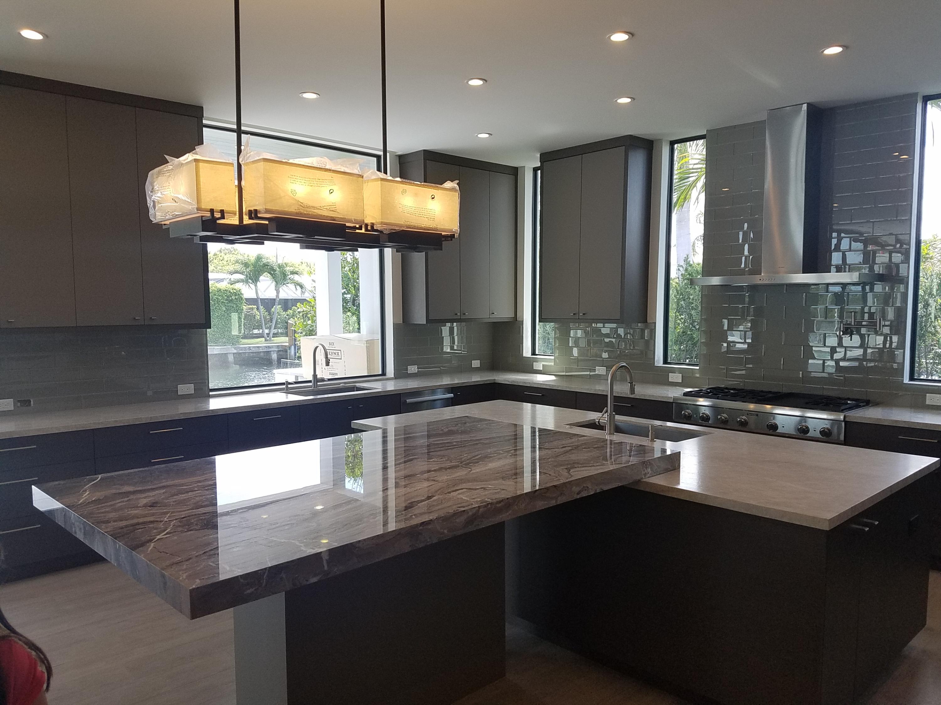 LAKE ROGERS ISLE UNIT A - Residential