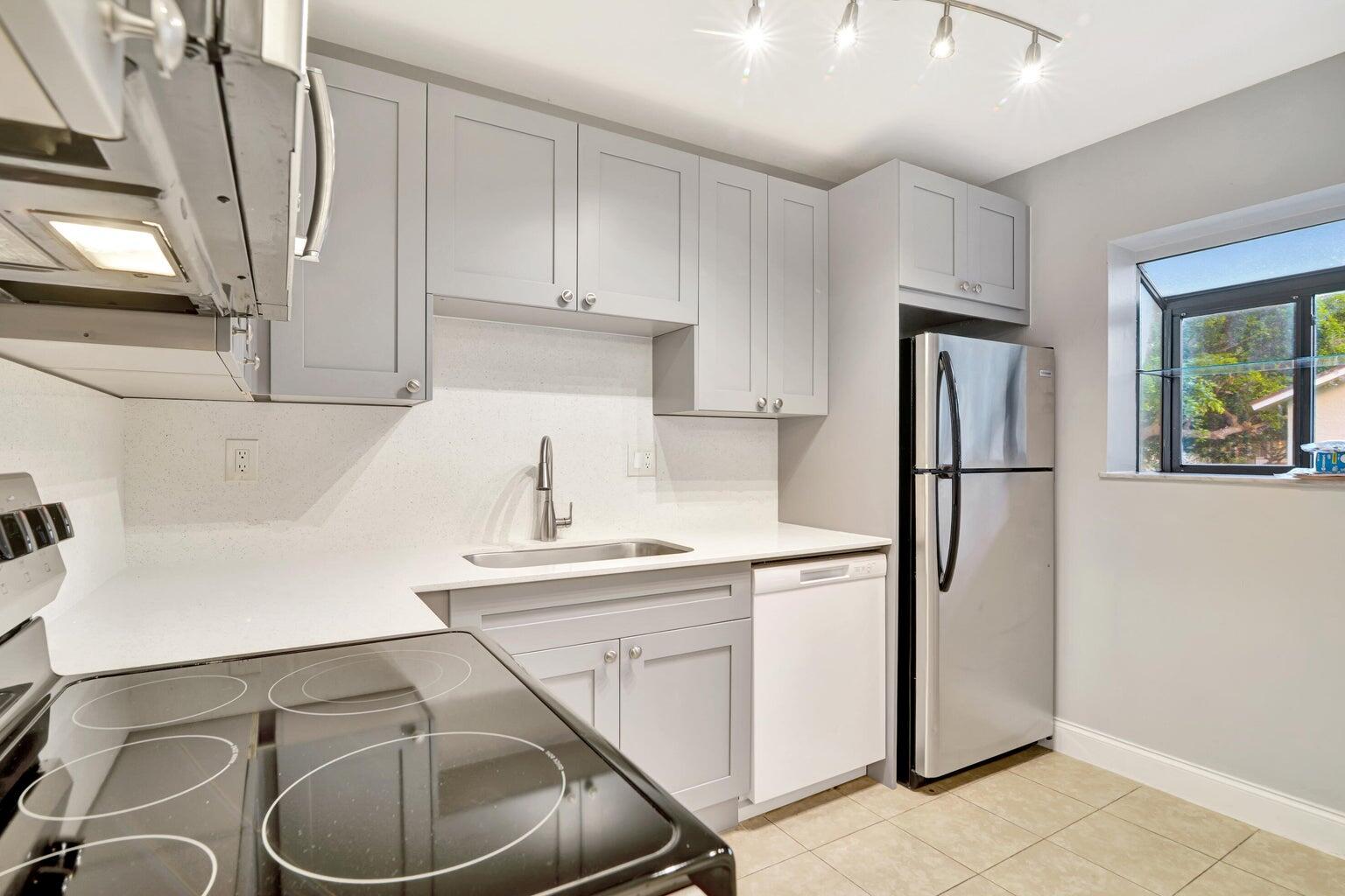 116 Gardens Drive 202