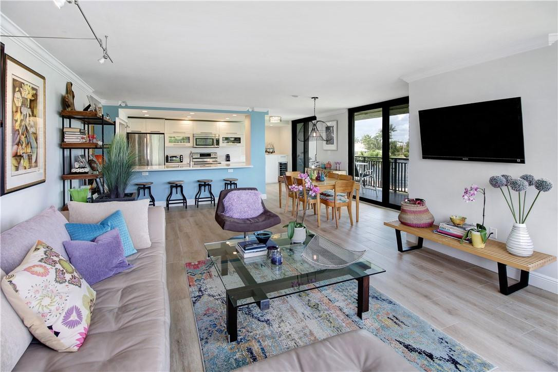 REGENCY HIGHLAND CLUB CON - Residential
