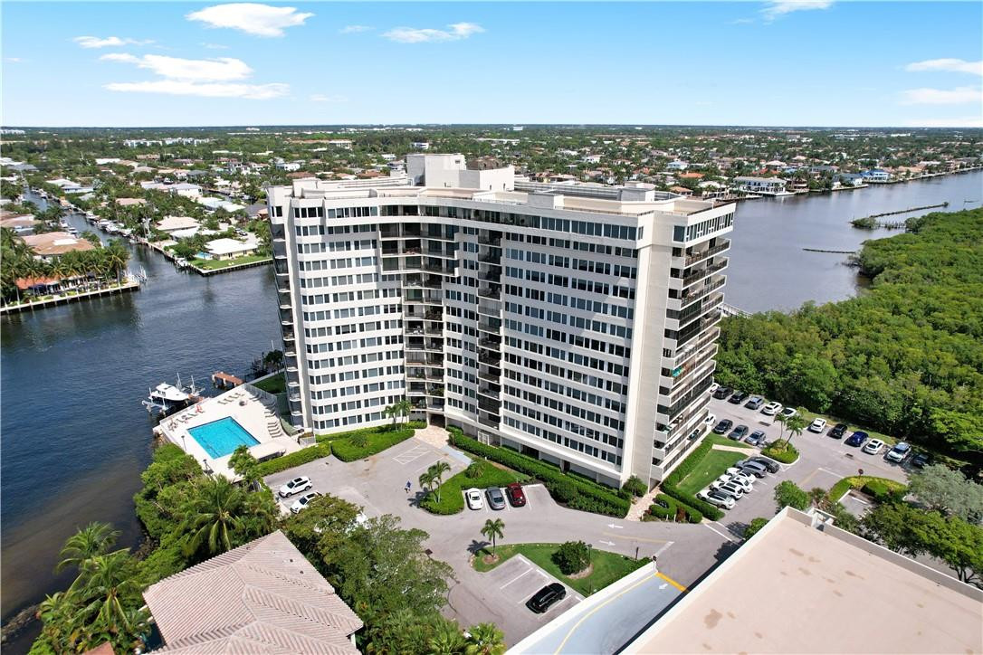 REGENCY HIGHLAND CLUB CON - Residential