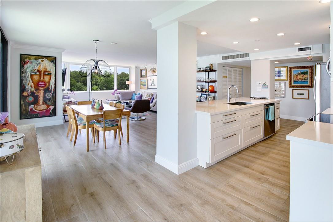 REGENCY HIGHLAND CLUB CON - Residential