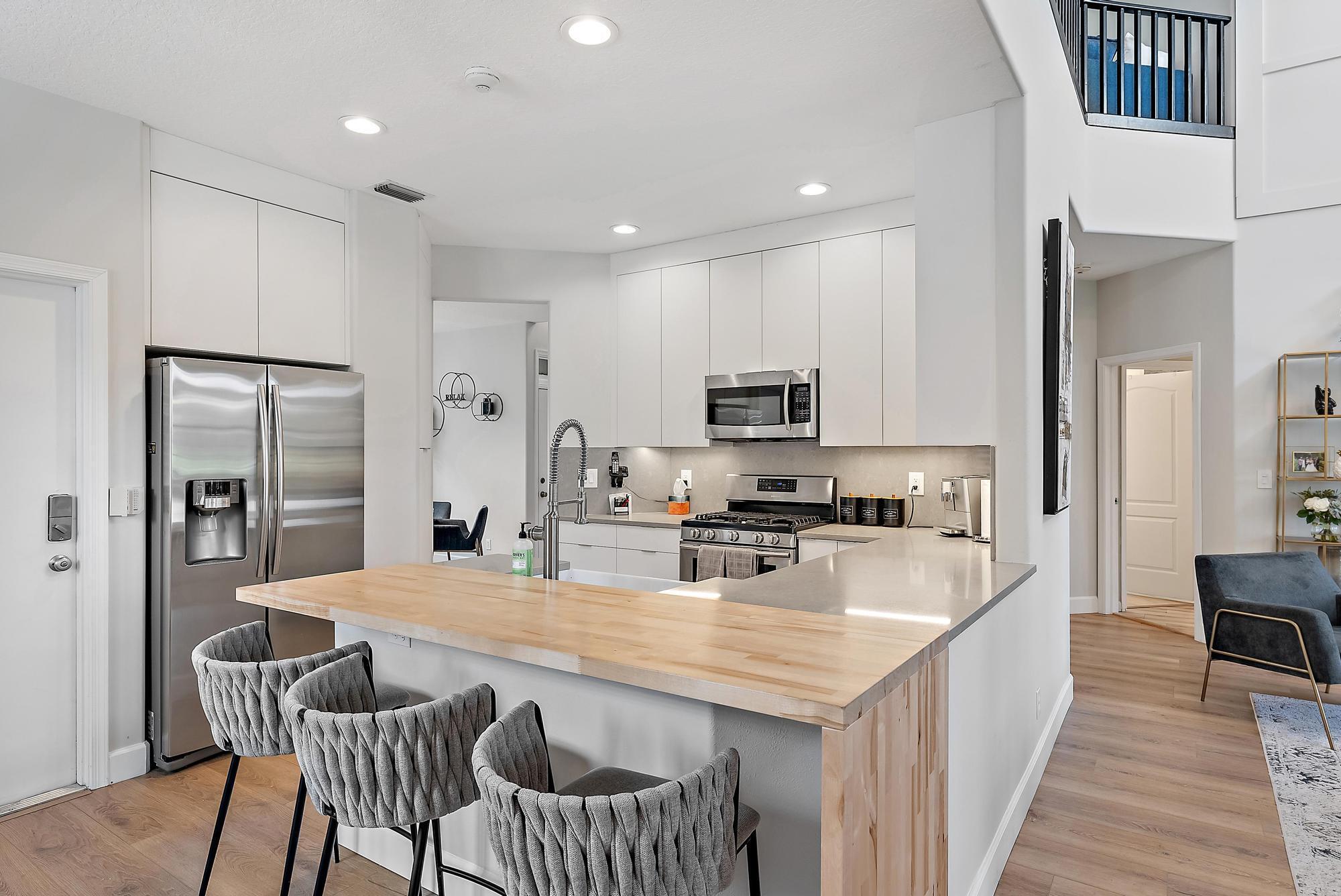 8347 Quail Meadow Way