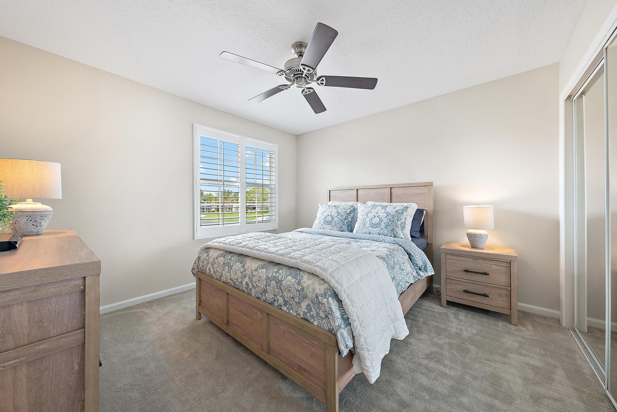IBIS GOLF AND COUNTRY CLUB 3 - Residential Lease