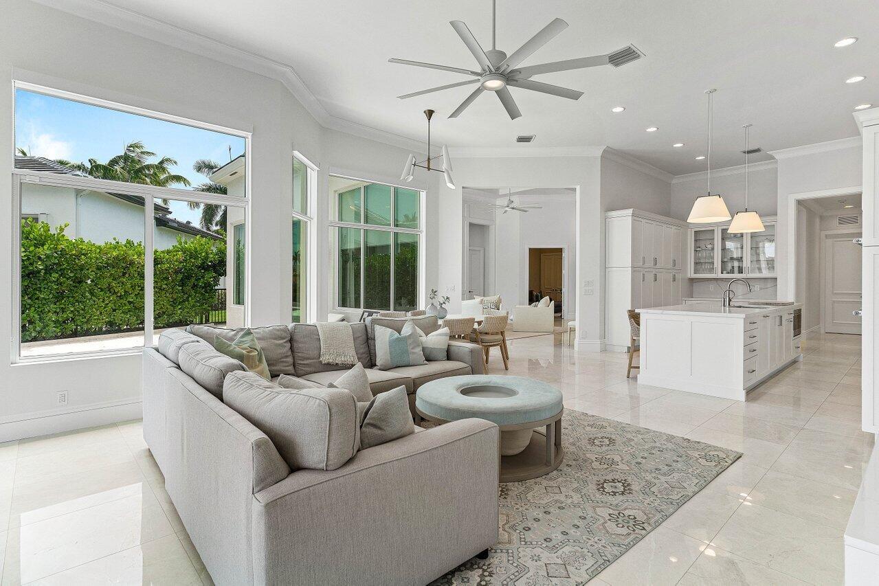 MIRASOL PARS H AND I - Residential