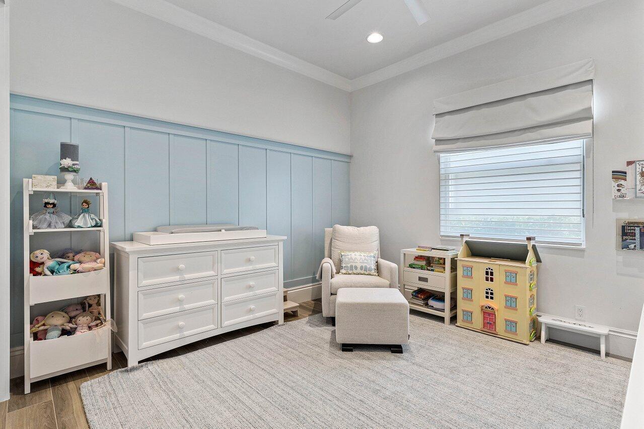 MIRASOL PARS H AND I - Residential