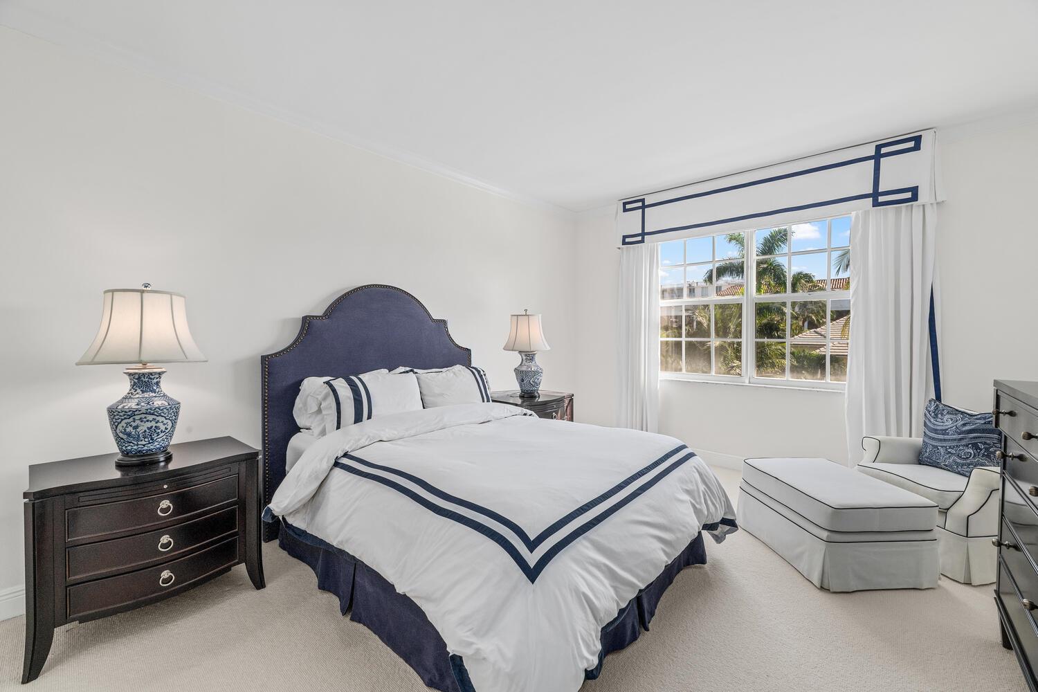 CHALET BY THE OCEAN CONDO - Residential