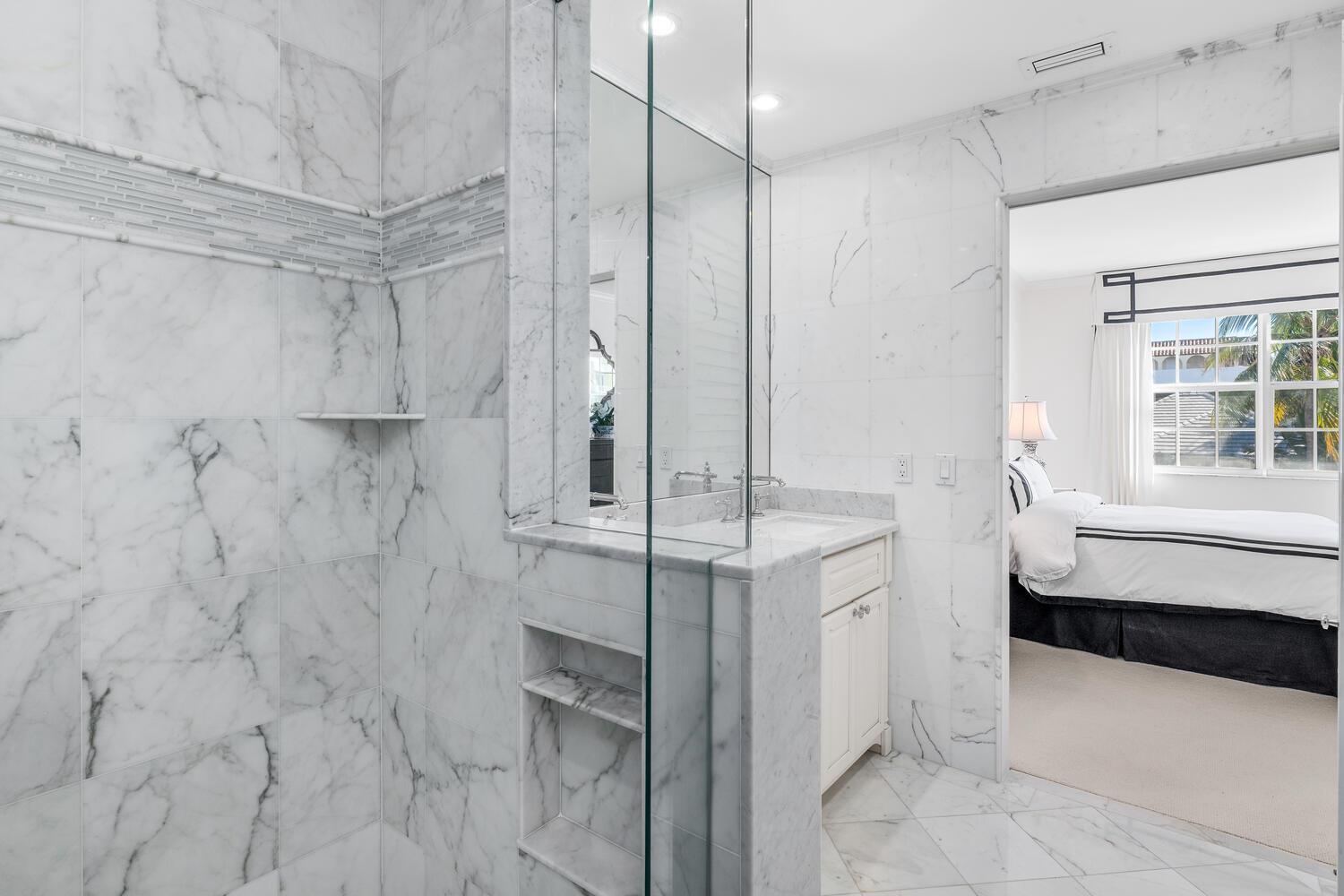 CHALET BY THE OCEAN CONDO - Residential