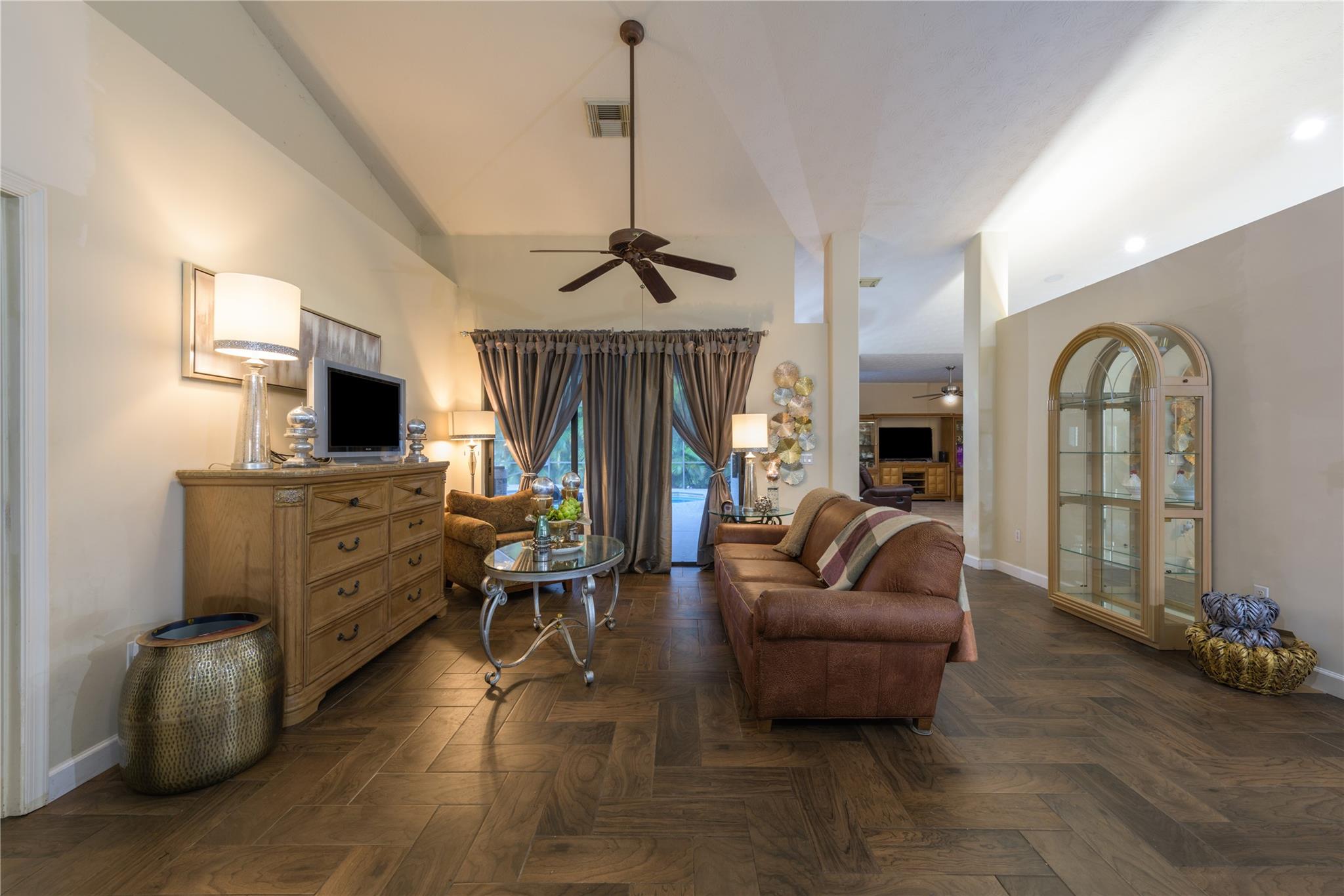 PORT ST LUCIE SECTION 18 - Residential