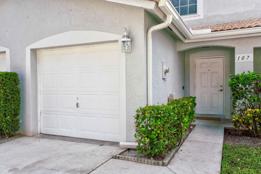 Photo of 107 Wooden Mill Terrace, Jupiter, FL 33458 (MLS # R10930926)