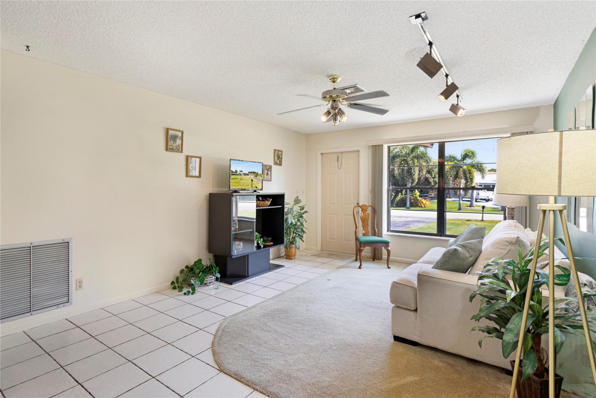 Seligman-Durango West 98- - Residential