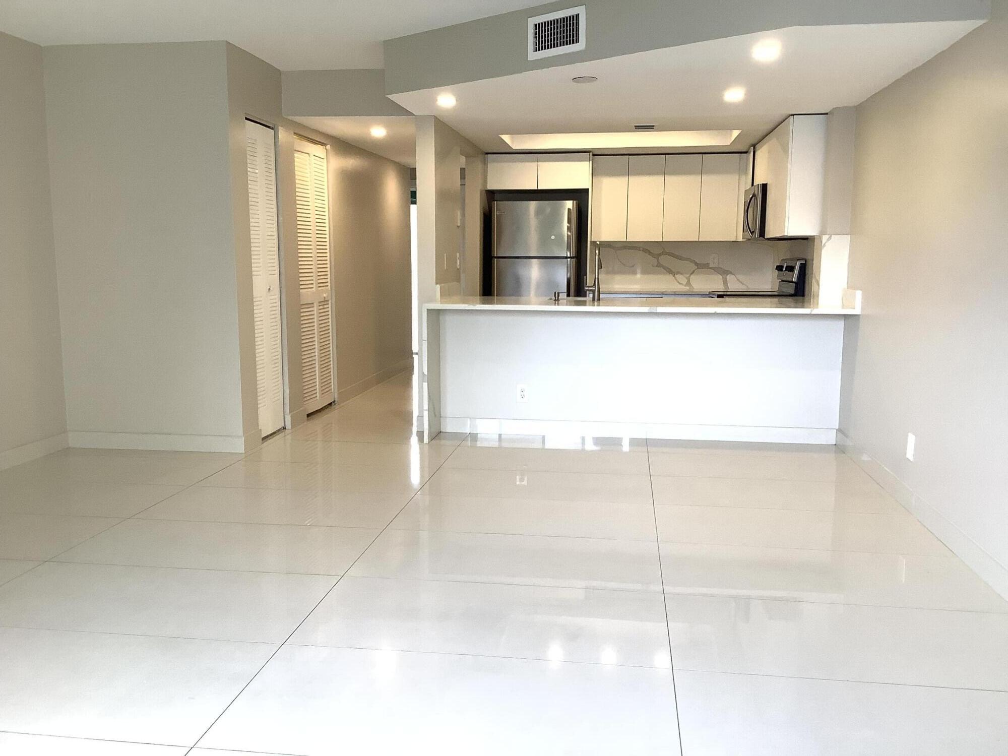 RACQUET CLUB OF DEER CREEK - Residential