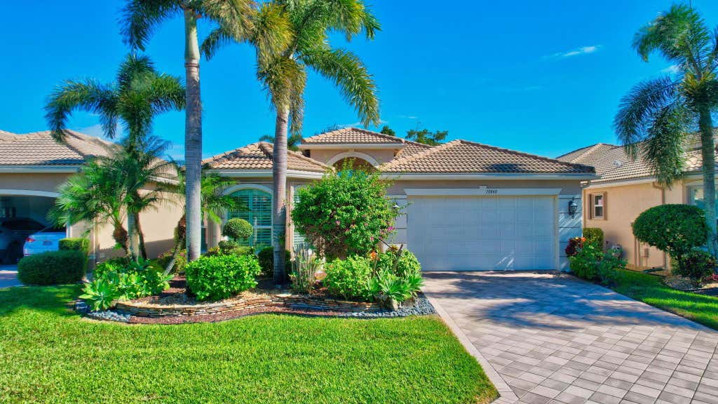 Photo of 10840 Thomas Lake Manor, Boynton Beach, FL 33473 (MLS # R11042061)