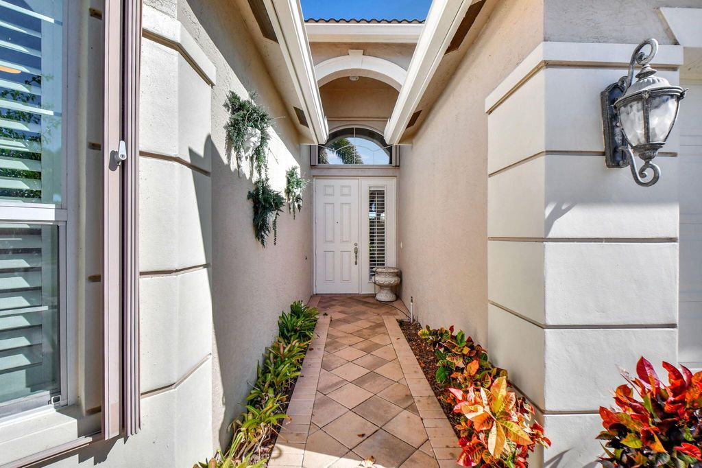 Photo of 10840 Thomas Lake Manor, Boynton Beach, FL 33473 (MLS # R11042061)