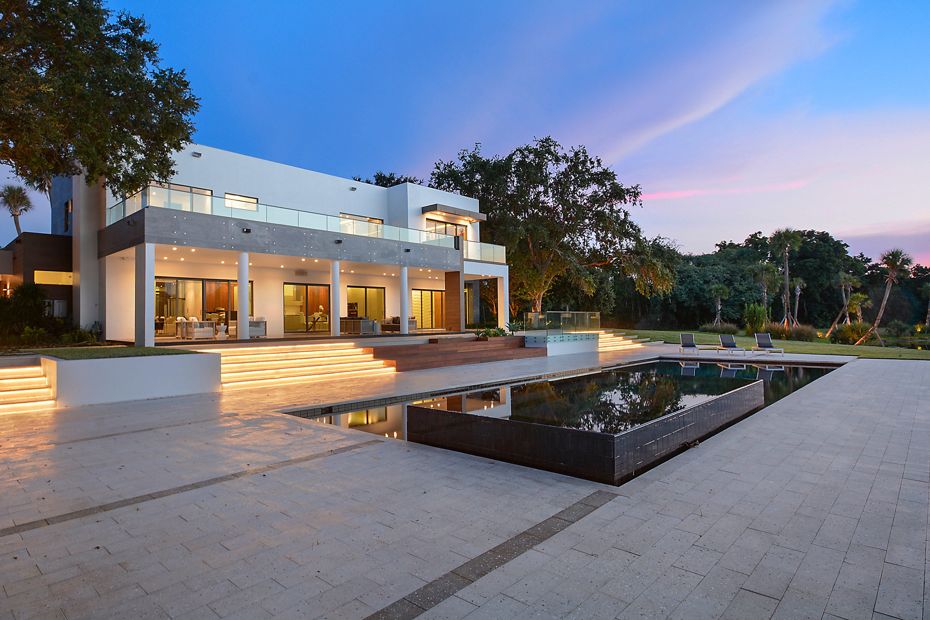 HORSESHOE ACRES - Residential