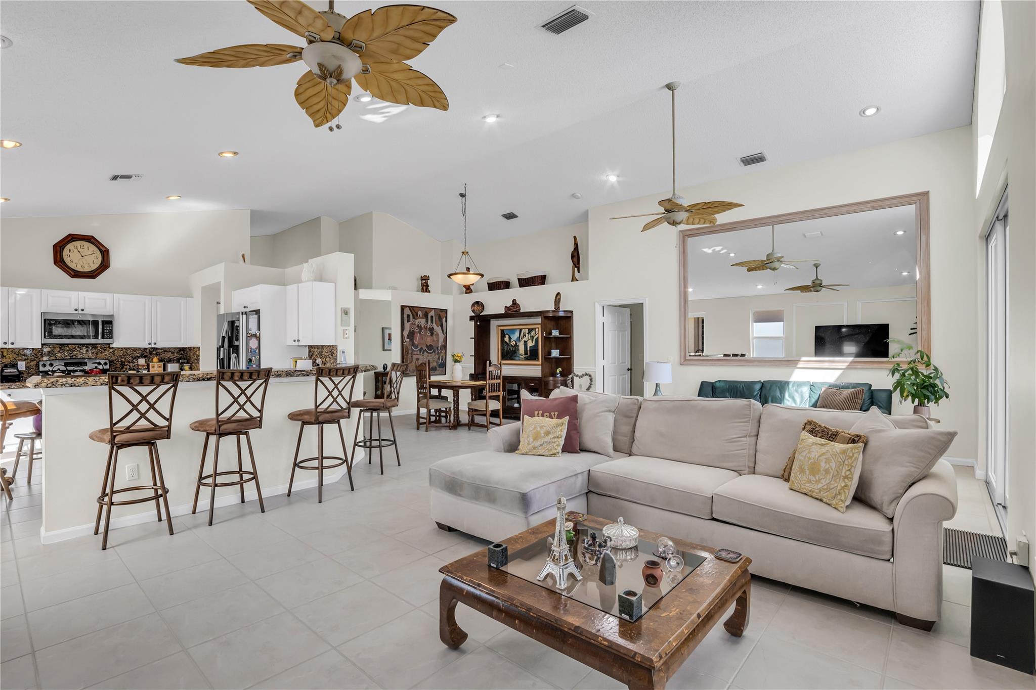 Polo Trace 02 01 - Residential