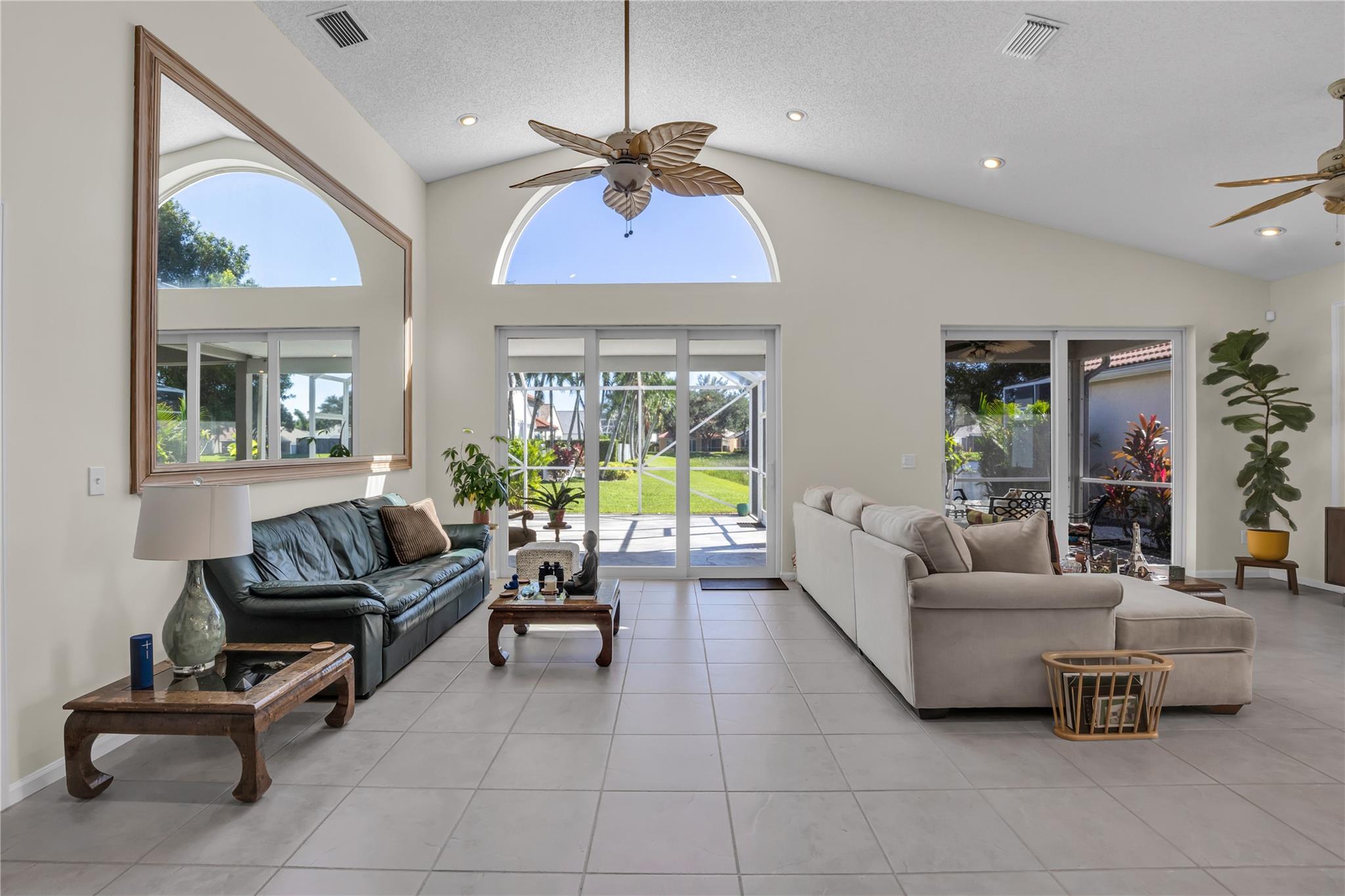 Polo Trace 02 01 - Residential