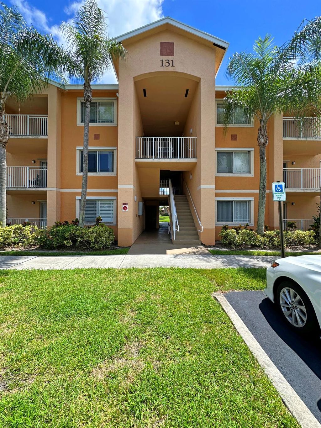 Photo of 131 SW Palm 306 Drive #306, Port Saint Lucie, FL 34986 (MLS # R11116887)