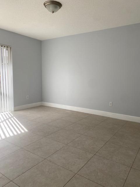 SUMMIT PINES UNIT 1 - Residential