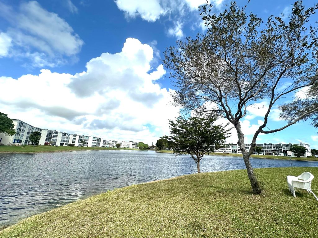 Photo of 3057 Harwood E #3057, Deerfield Beach, FL 33442 (MLS # B26001237)