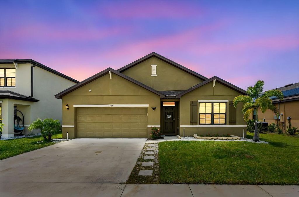 Photo of 5306 Entertainment Way, Fort Pierce, FL 34947 (MLS # R11114103)