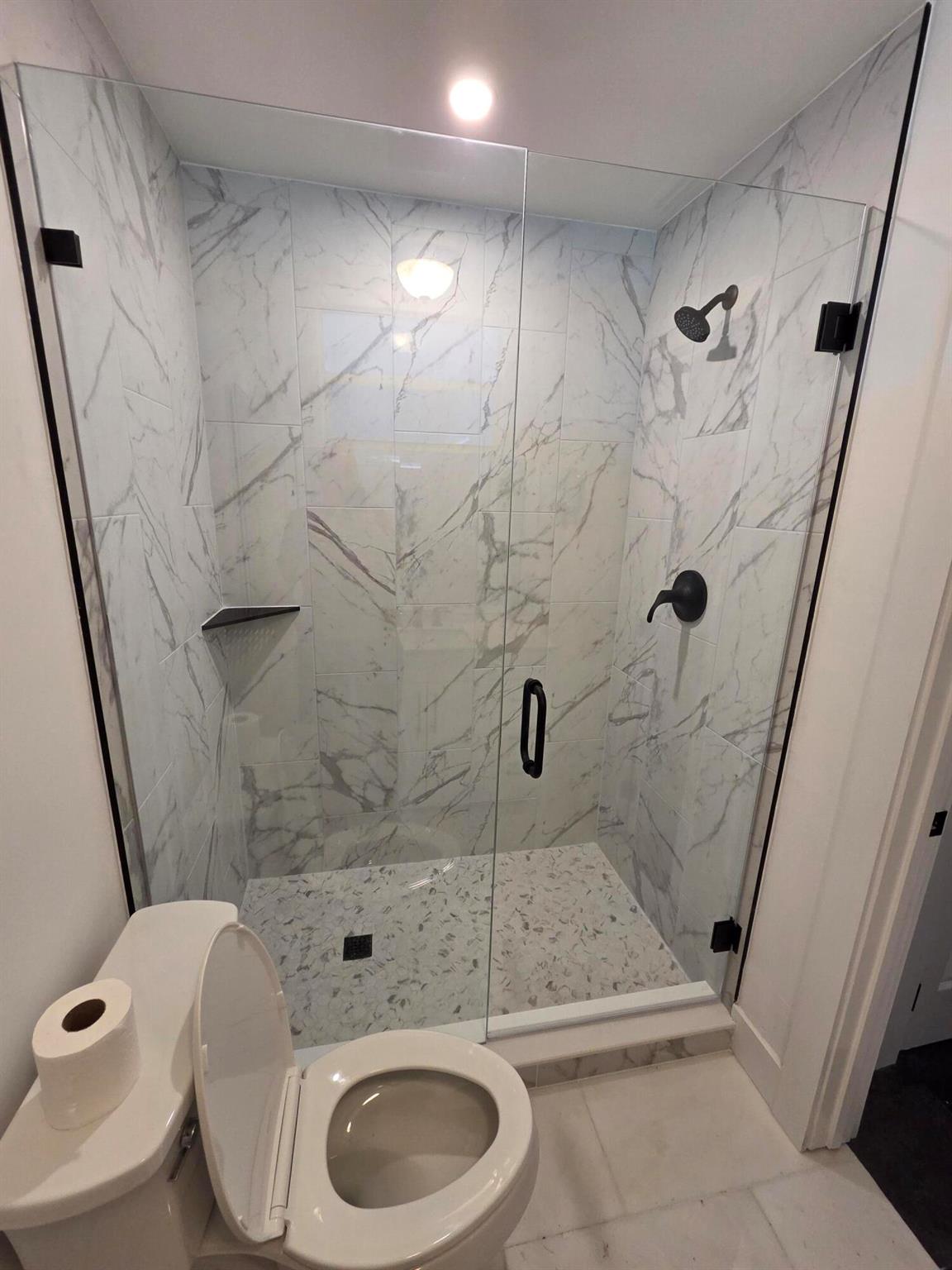 PARADISE PORT - Residential Lease