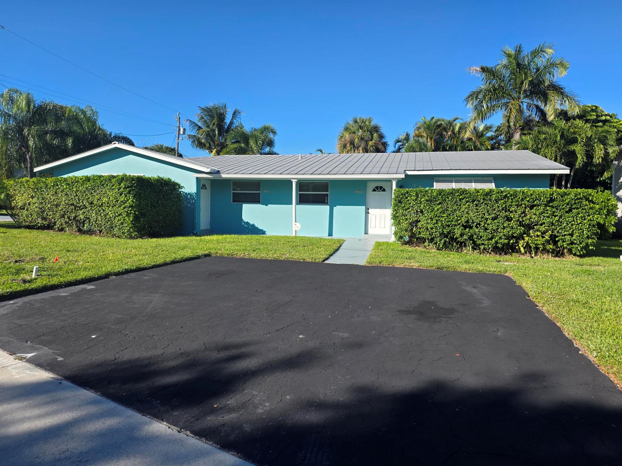 PARADISE PORT - Residential Lease