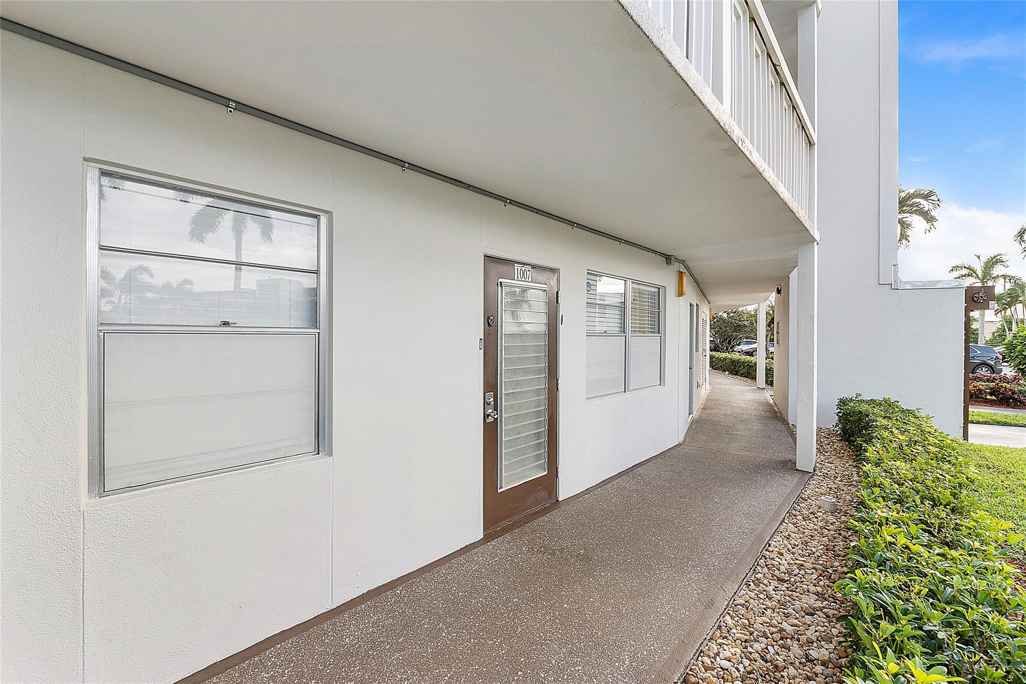 HYTHE AT CENTURY VILLAGE - Residential