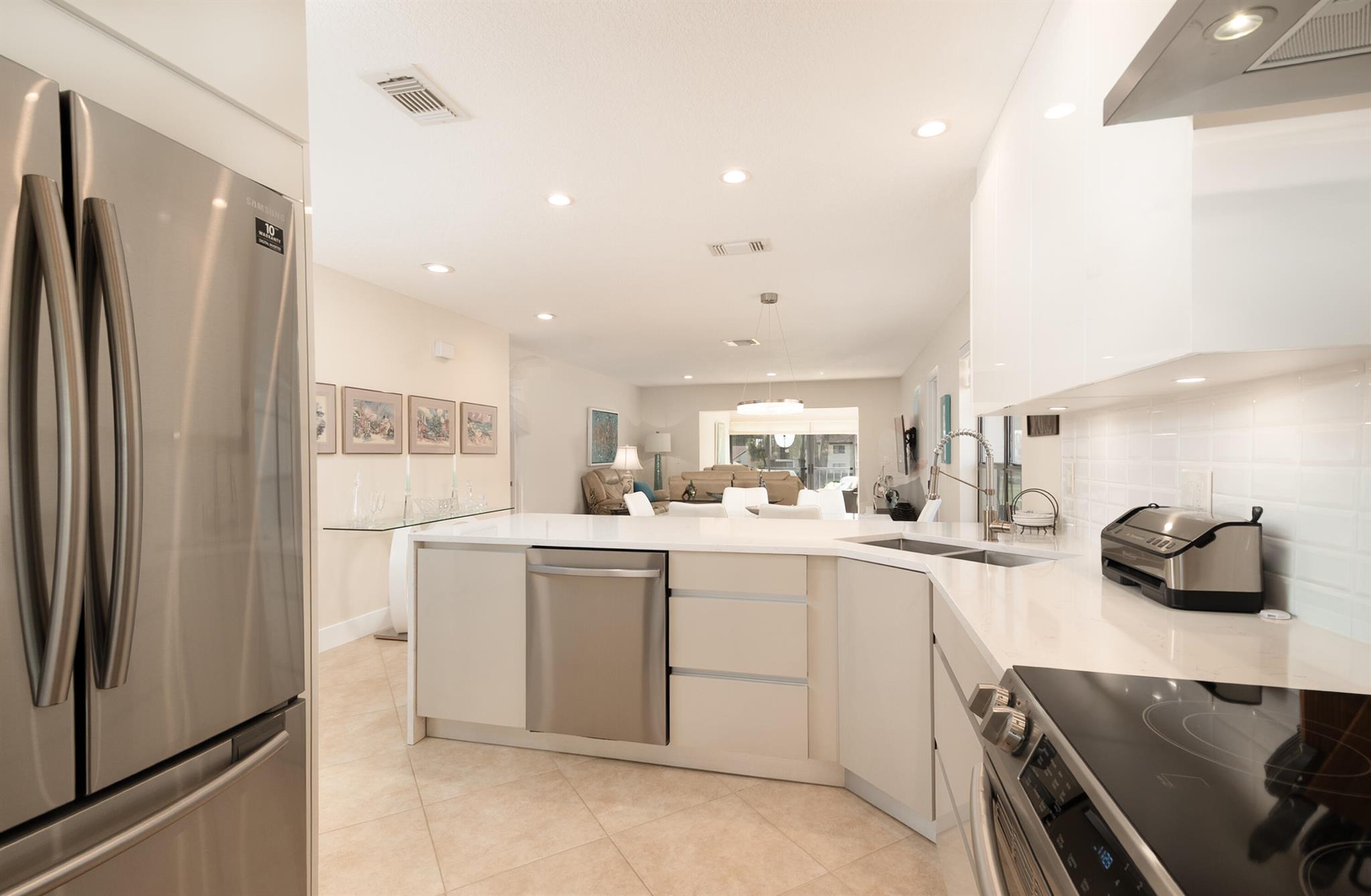 PALMS OF BOCA LAGO CONDO - Residential