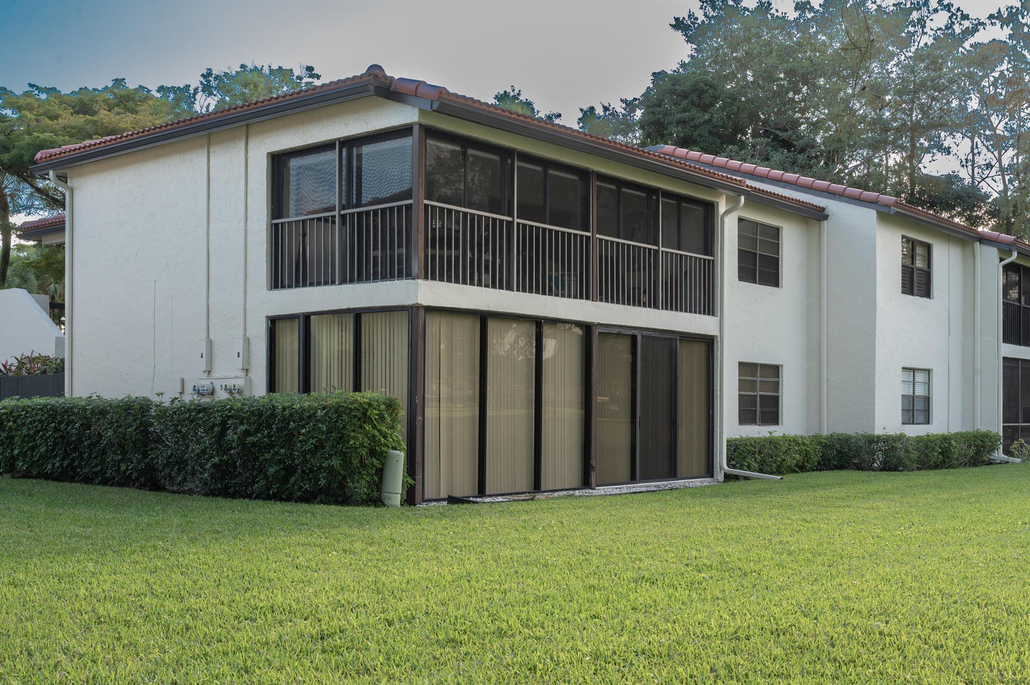 PALMS OF BOCA LAGO CONDO - Residential