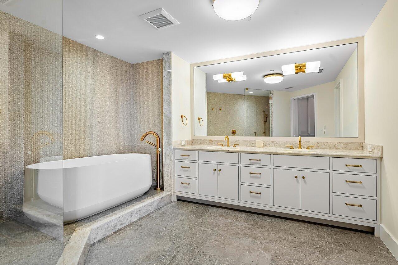 PALM BEACH HAMPTON CONDO - Residential